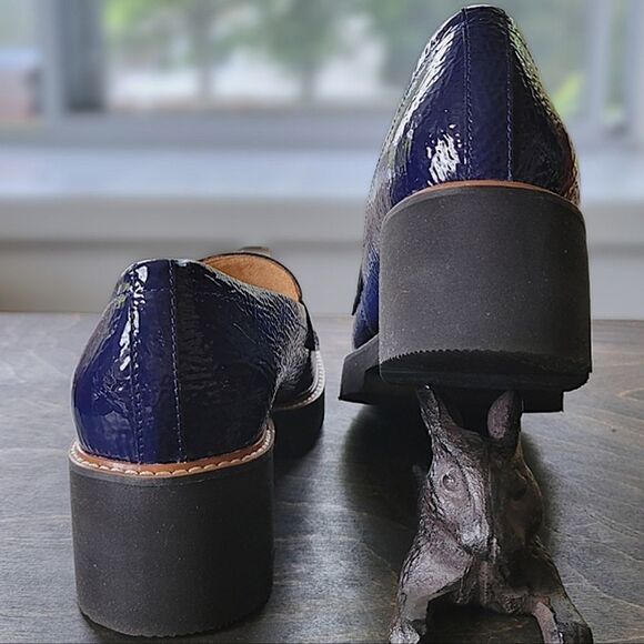 *Last Chance!* Naturalizer Darcy Fringe Leather Loafer in Haven Blue size 8W - Picture 9 of 13